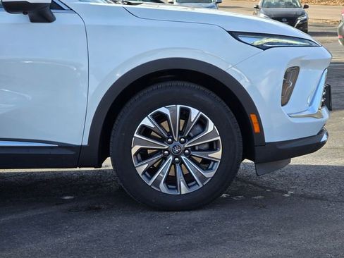 Used 2024 Buick Envision Preferred image 9