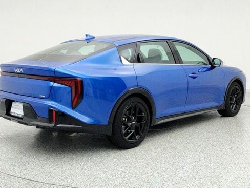Used 2025 Kia K4 GT-Line Turbo image 5