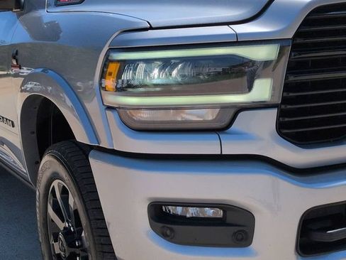 Used 2022 RAM 2500 Laramie AWD/4WD image 11
