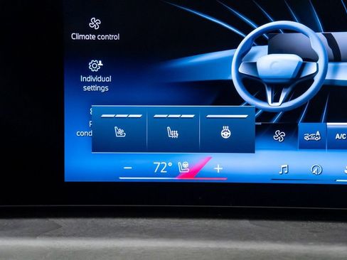 New 2026 BMW X5 xDrive50e w/ Executive Package image 27