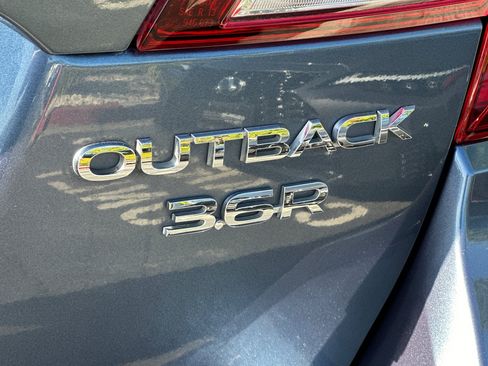 Used 2016 Subaru Outback 3.6R Limited AWD/4WD image 30