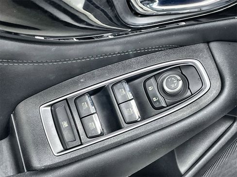 Used 2020 Subaru Outback Limited w/ Popular Package #2 image 12