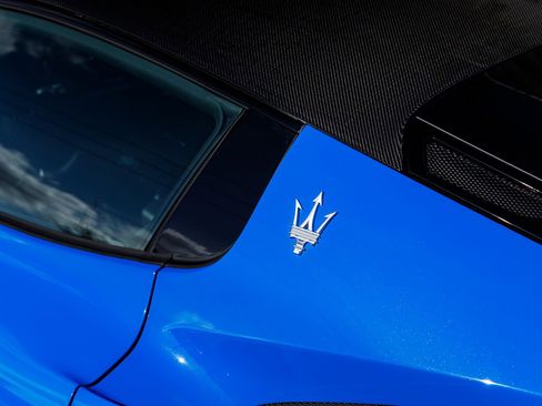 Used 2022 Maserati MC20 Coupe image 17