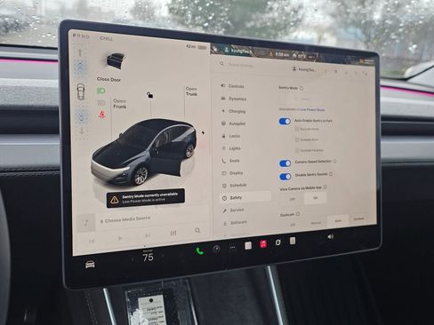 Used 2026 Tesla Model Y AWD image 38