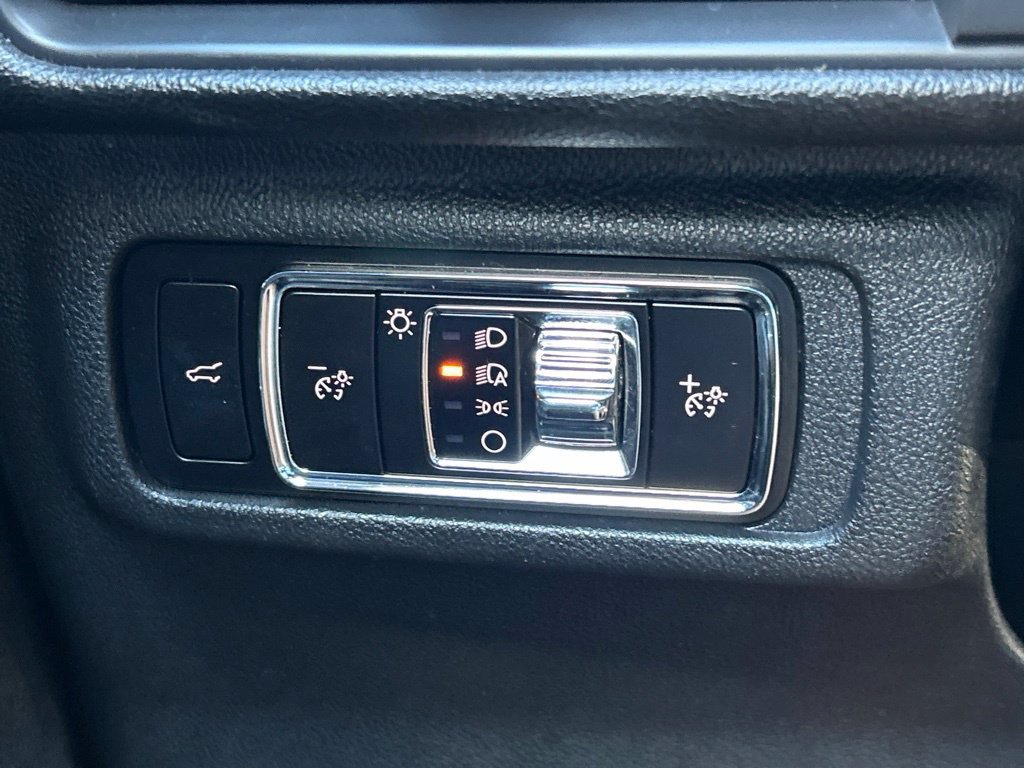 Used 2023 Lincoln Corsair AWD image 29