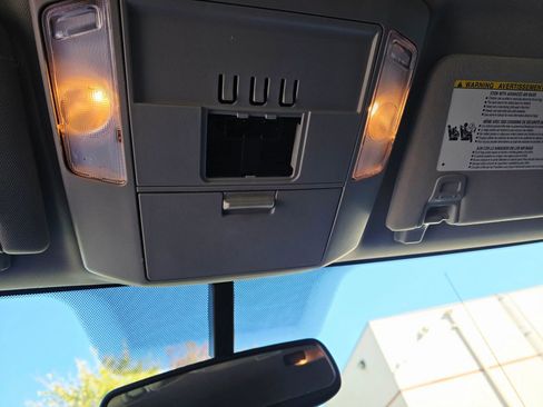 Used 2017 Toyota Tundra SR5 w/ SR5 Upgrade Package image 28