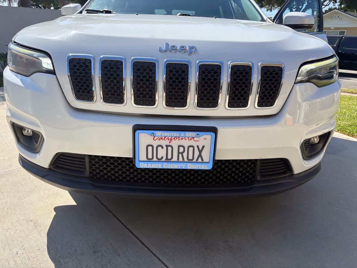 Used 2019 Jeep Cherokee Latitude Plus FWD image 26