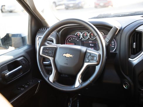 Used 2020 Chevrolet Silverado 2500 LT image 15