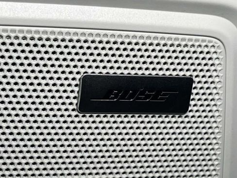 New 2026 Porsche Macan image 36