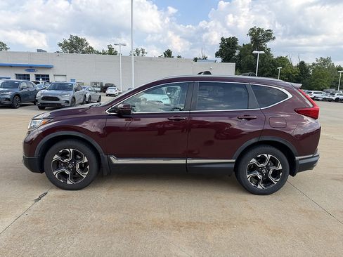 Used 2018 Honda CR-V Touring image 3