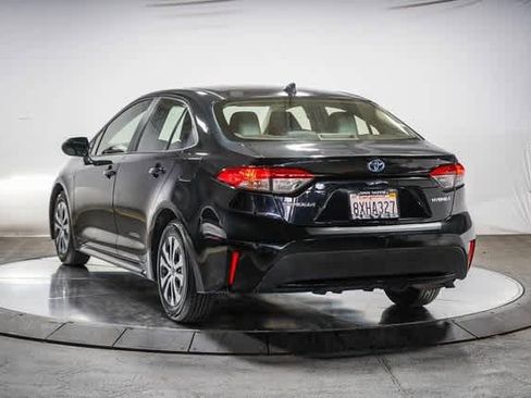 Certified 2020 Toyota Corolla LE w/ Carpet Mat Package (TMS) image 4