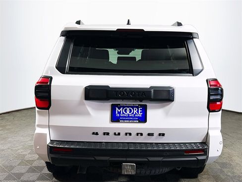 Certified 2025 Toyota 4Runner TRD Off-Road Premium image 7