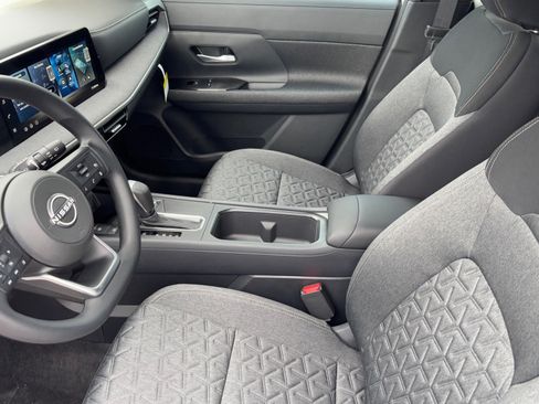 New 2026 Nissan Kicks SV image 19