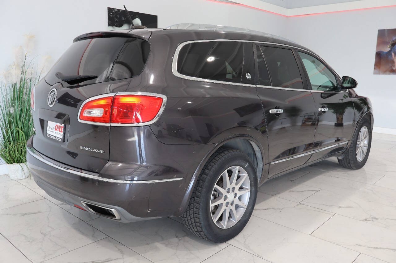 Used 2016 Buick Enclave Leather FWD image 3