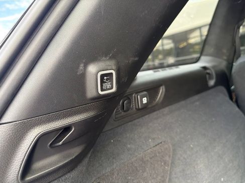 Used 2023 Jeep Grand Cherokee Summit AWD/4WD image 11