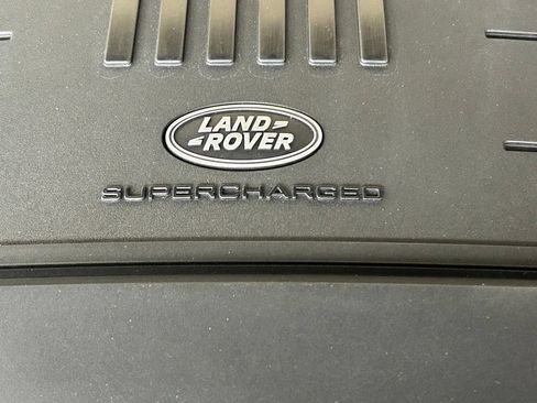 Used 2019 Land Rover Range Rover Velar R-Dynamic SE AWD/4WD image 14