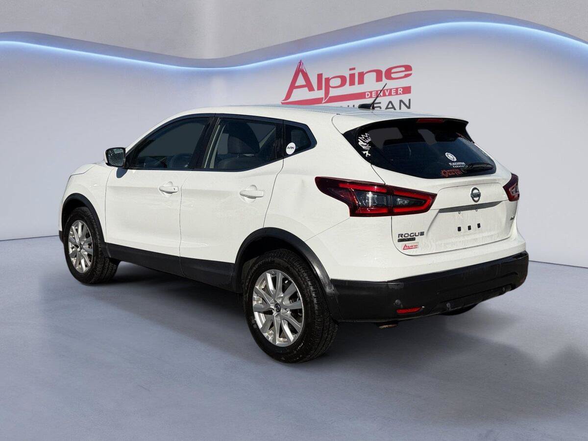 Used 2021 Nissan Rogue Sport S AWD/4WD image 3