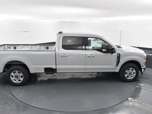 New 2026 Ford F250 XLT w/ XLT Premium Package RWD image 22