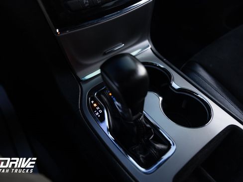 Used 2021 Jeep Grand Cherokee Laredo X image 29