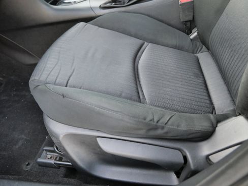 Used 2015 MAZDA MAZDA3 i Sport image 20