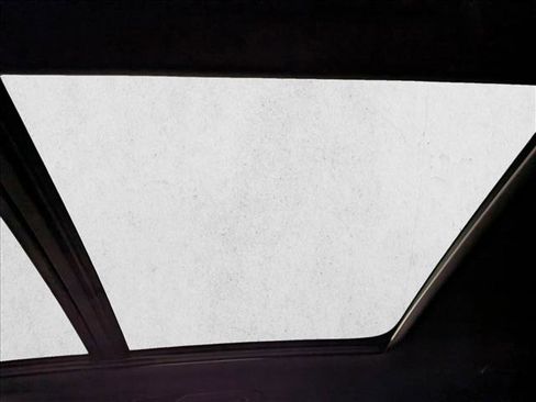 New 2026 Volvo XC60 T8 Ultra w/ Climate Package image 18