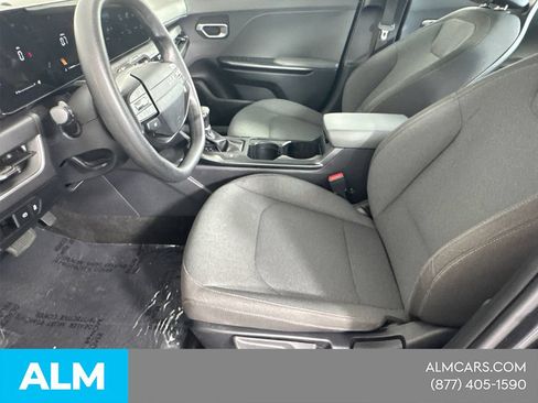 Used 2025 Kia K4 FWD image 12