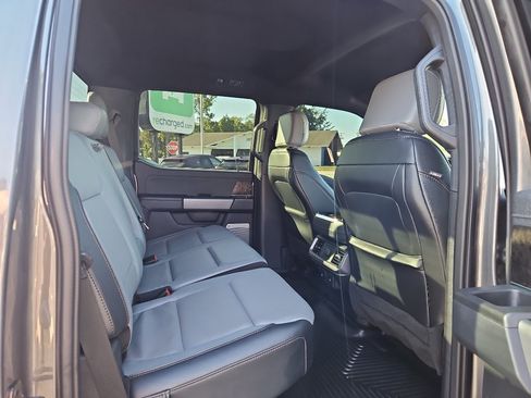 Used 2023 Ford F150 Lightning Lariat image 24