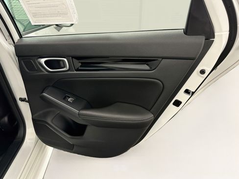 Used 2024 Honda Civic Touring image 32