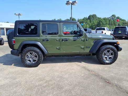 Used 2023 Jeep Wrangler Unlimited Sport AWD/4WD image 2