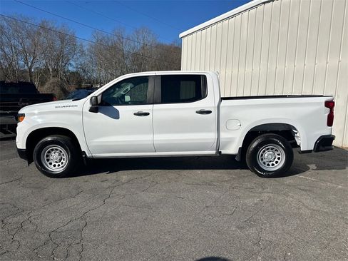 Used 2022 Chevrolet Silverado 1500 W/T w/ WT Value Package image 9
