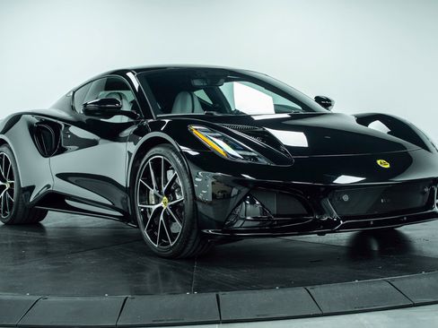 New 2025 Lotus Emira image 35