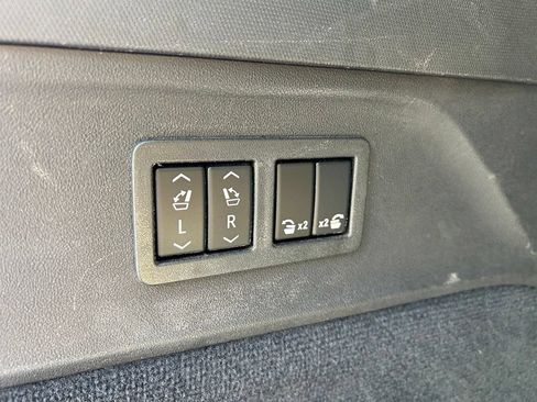 Used 2025 Cadillac Escalade IQ Sport 2 AWD/4WD image 56