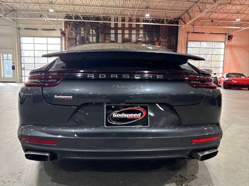 Used 2017 Porsche Panamera image 39