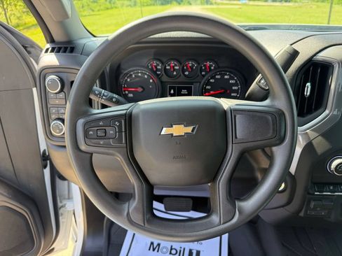 Used 2025 Chevrolet Silverado 2500 Custom w/ Custom Value Package AWD/4WD image 28