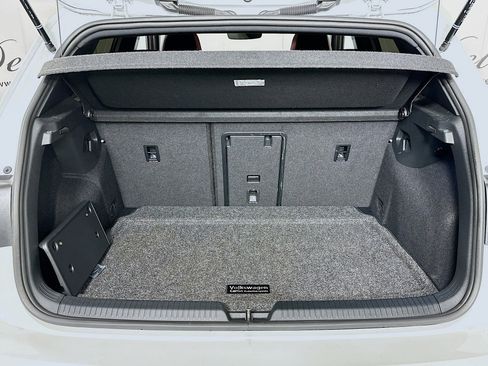 Used 2024 Volkswagen GTI Autobahn image 25