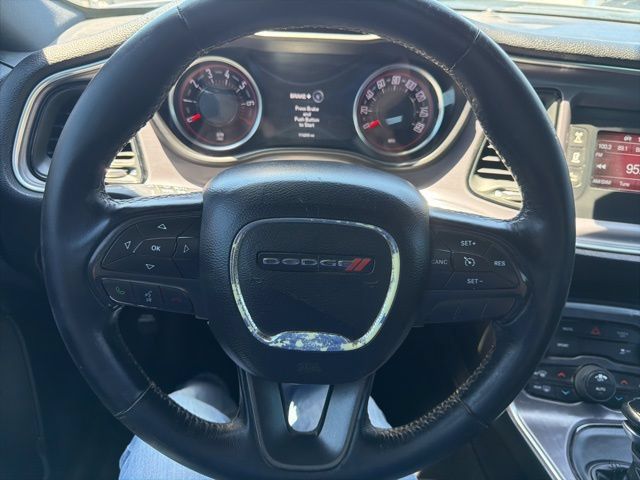 Used 2017 Dodge Challenger SXT RWD image 14