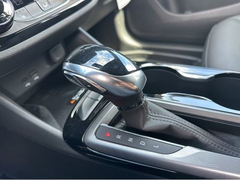 New 2026 Buick Envista Sport Touring image 19