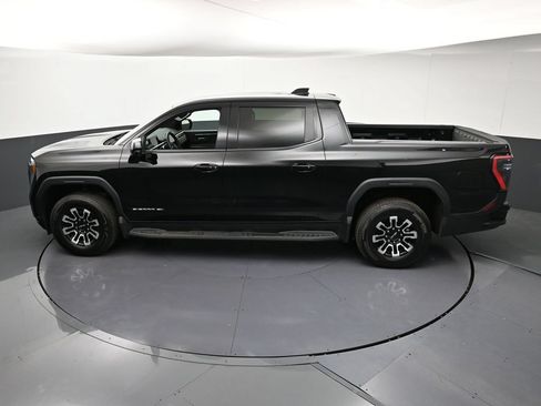 Used 2026 GMC Sierra EV Elevation AWD/4WD image 16