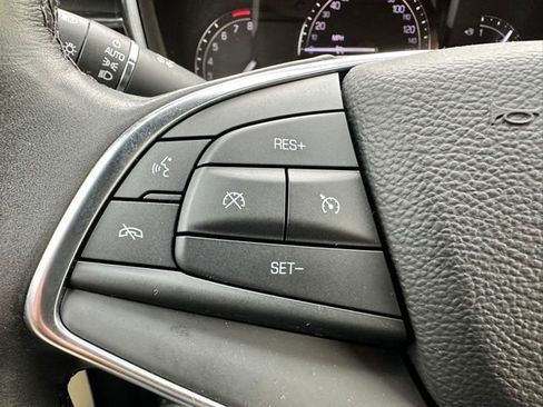 Used 2017 Cadillac XT5 Luxury w/ Driver Awareness Package image 20