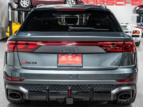 Used 2025 Audi RS Q8 performance image 7
