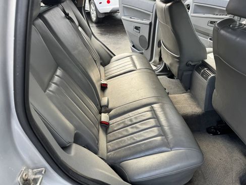 Used 2005 Jeep Grand Cherokee Laredo image 14