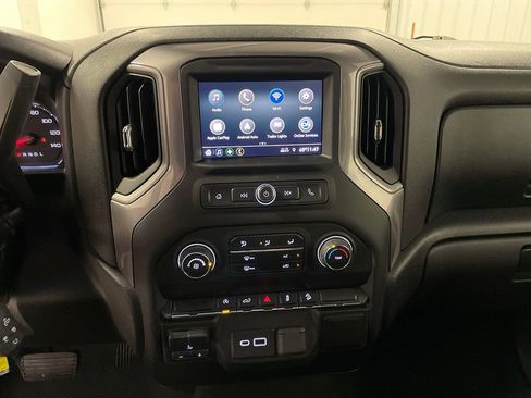 Used 2021 Chevrolet Silverado 1500 Custom Trail Boss w/ LPO, Dark Essentials Package AWD/4WD image 32