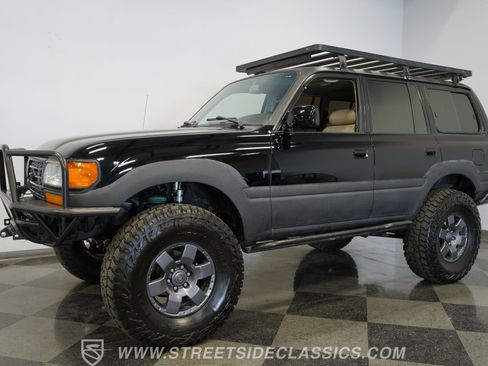 Used 1997 Toyota Land Cruiser image 6