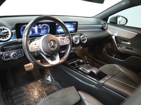 Used 2022 Mercedes-Benz A 220 w/ AMG Line image 8