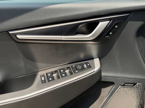 Certified 2023 Kia EV6 Wind AWD/4WD image 15