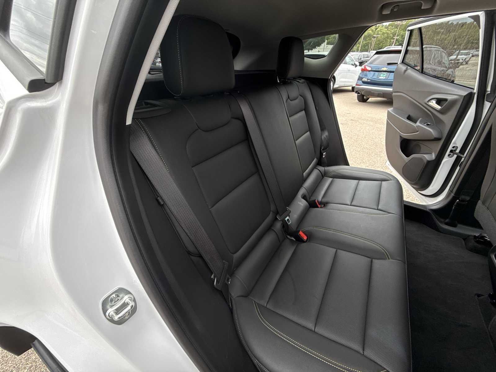 Certified 2024 Chevrolet Trax ACTIV w/ Sunroof Package FWD image 26