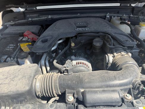 Used 2021 Jeep Gladiator Mojave w/ LED Lighting Group AWD/4WD image 20
