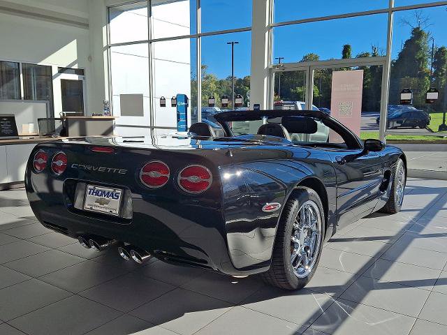 Used 2001 Chevrolet Corvette Convertible w/ Preferred Equipment Group2 RWD image 7