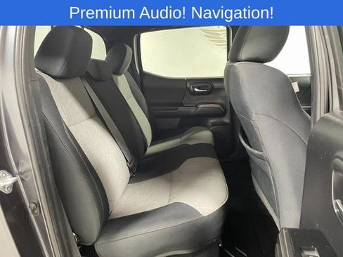 Used 2023 Toyota Tacoma TRD Off-Road w/ Advanced Technology Package AWD/4WD image 21