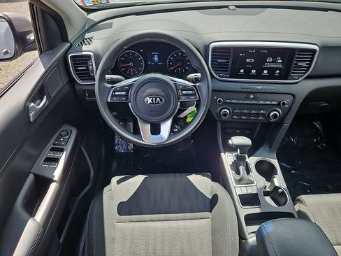 Used 2021 Kia Sportage LX FWD image 11